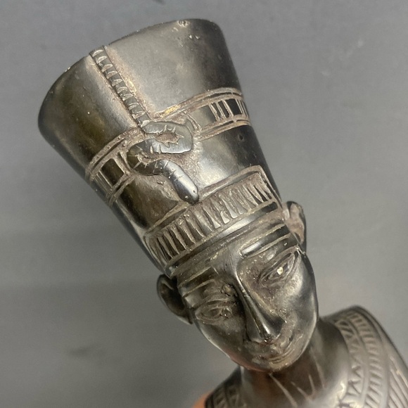 Nefertiti Bastet Goddesses Carved Stone Bust Sculptures Egyptian Head Set of Two - Picture 10 of 15